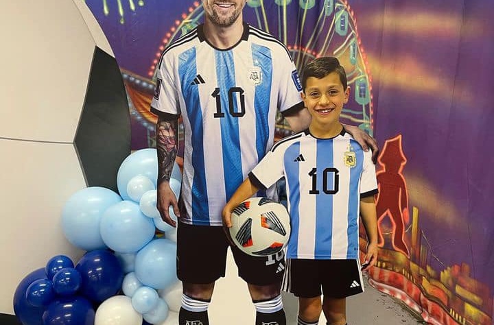 Messi & The Birthday Boy 🤣🥳 think we made this look pretty real 🤗